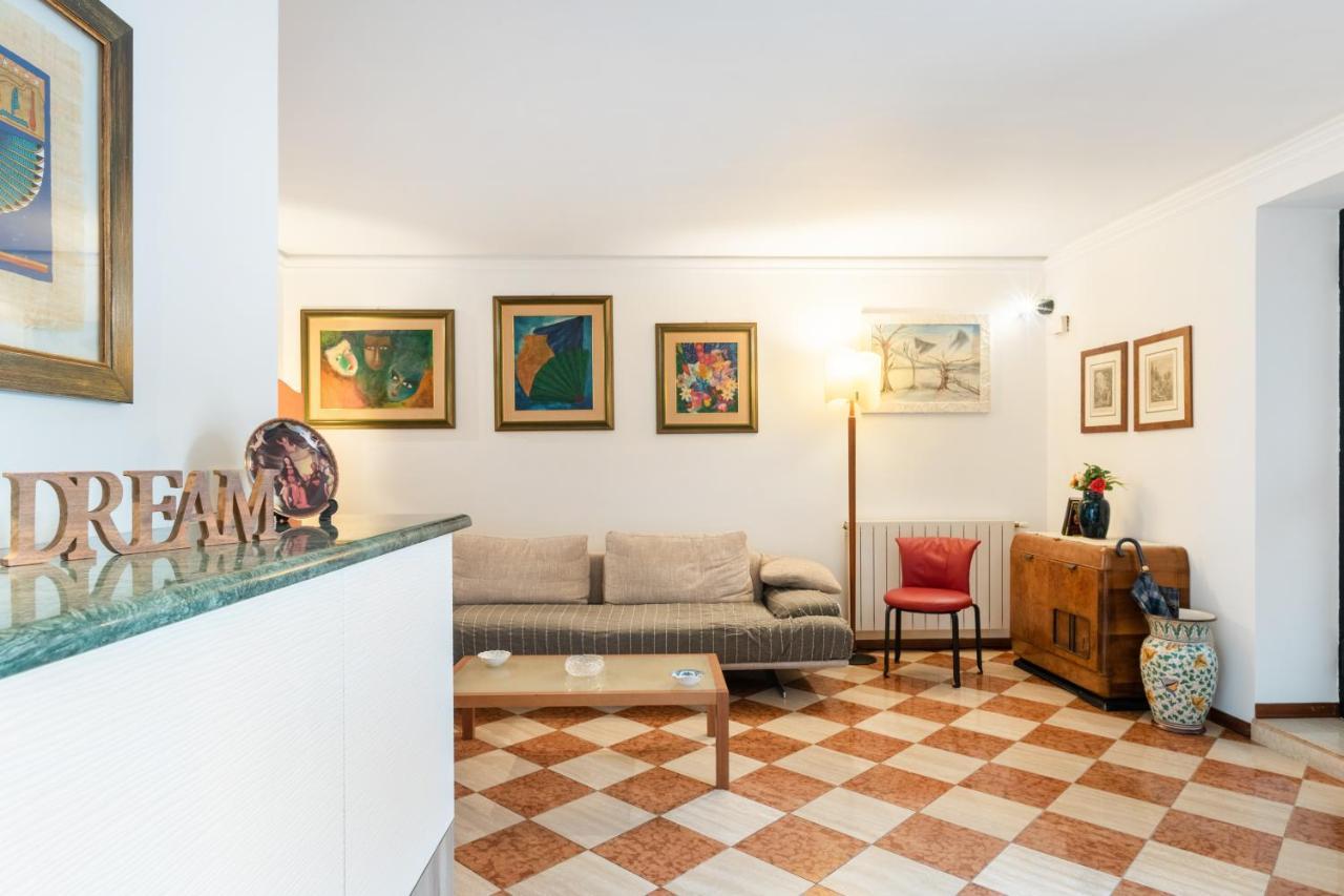 Via Etnea Cozy Apartment With Balcony カターニア エクステリア 写真