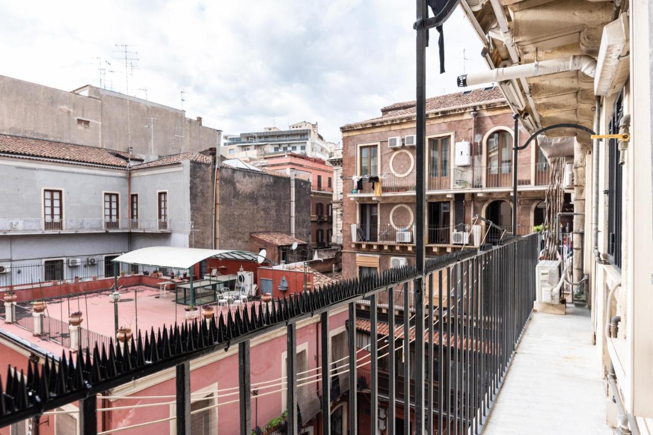 Via Etnea Cozy Apartment With Balcony カターニア エクステリア 写真